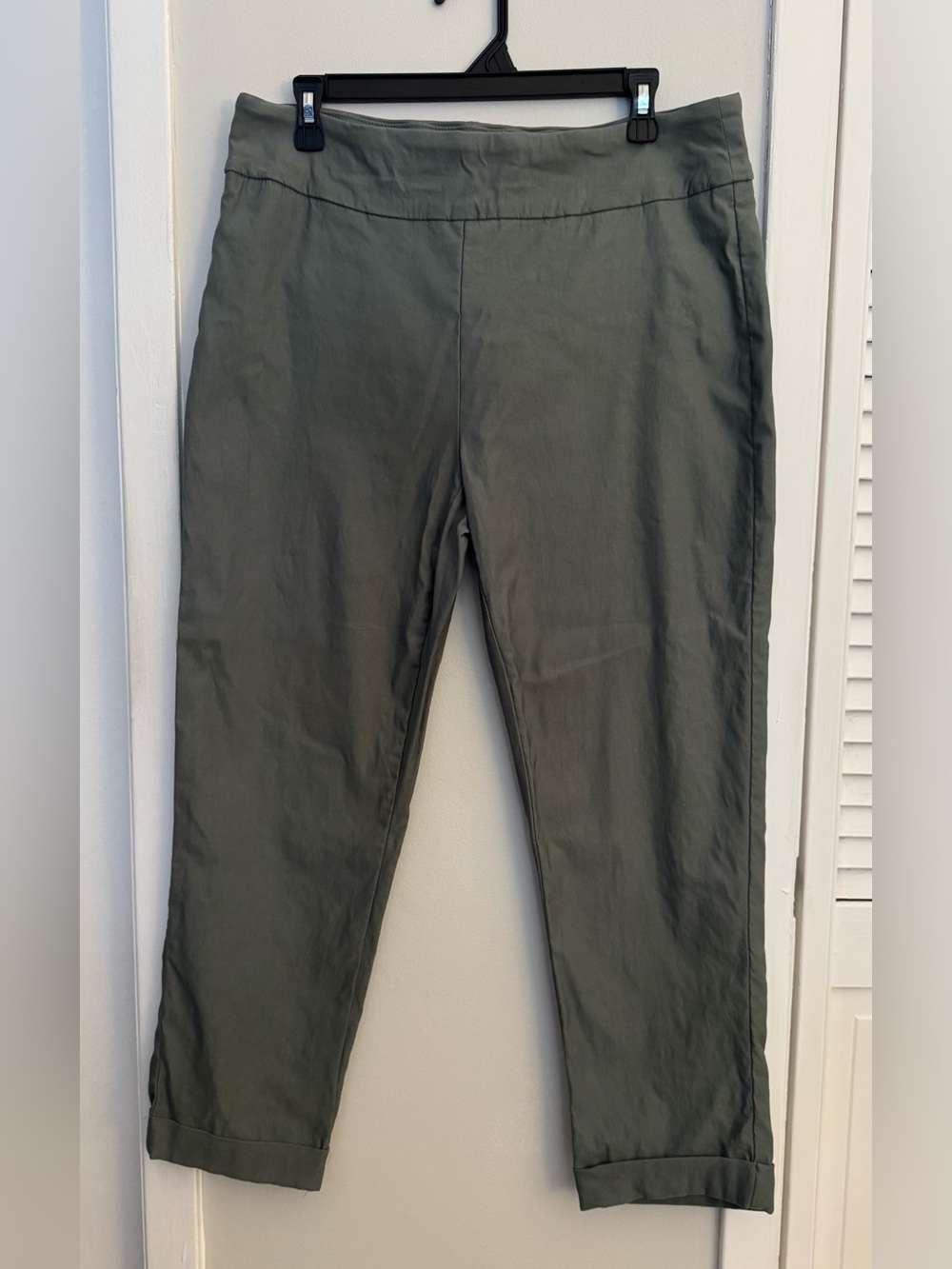 Tribal Olive Green Pull-On Crop Ankle Pants Women’s Size 14 Stretch